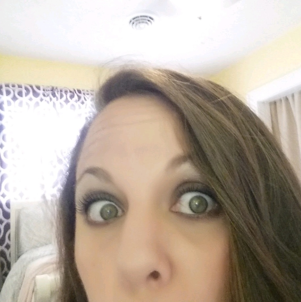 Meet your Posher, Mellissa